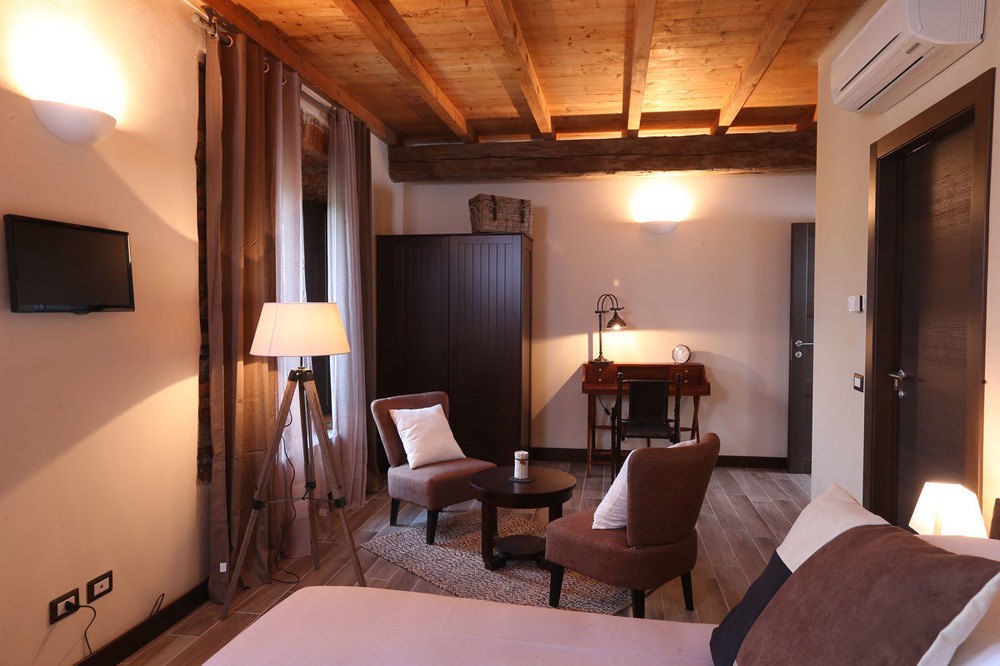 Equirelais Hotel Lomnago Eksteriør billede